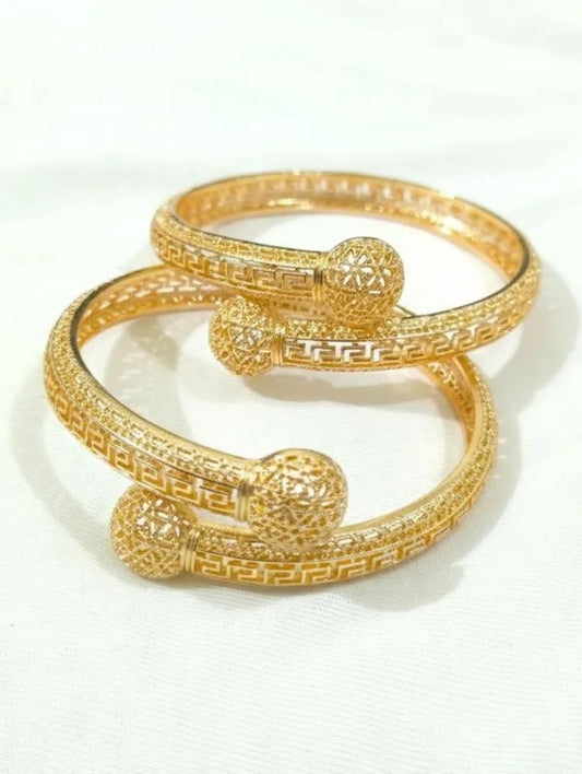 Golden Kara Bangle Set – Elegant Alloy Bangles (2 Pcs)