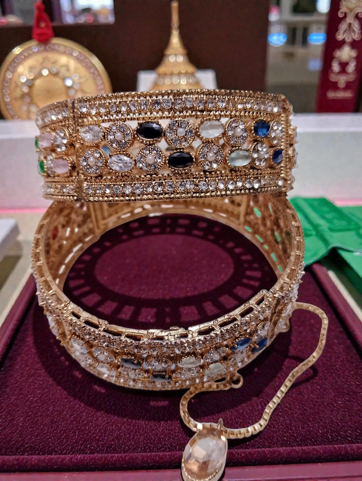Royal Antique Gold Multicolor Stone Statement Bangles – Luxury Bridal & Party Wear Bangles